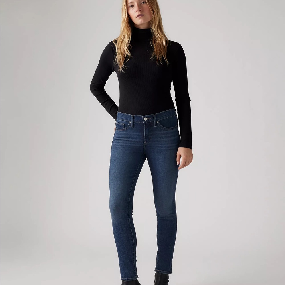 Levi’s 311 Shaping Cigarette Jeans – Medium Wash, Size 29 (Size 8)